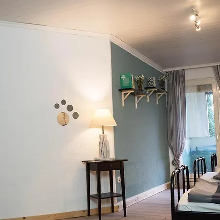 Tatil Evi Gemuetliches Reiheneckhaus Mit Balkon