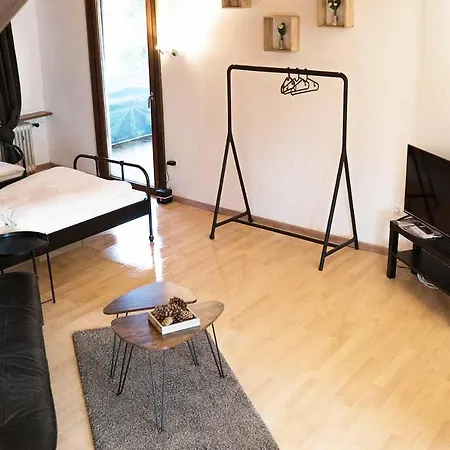 Gemuetliches Reiheneckhaus Mit Balkon Burscheid