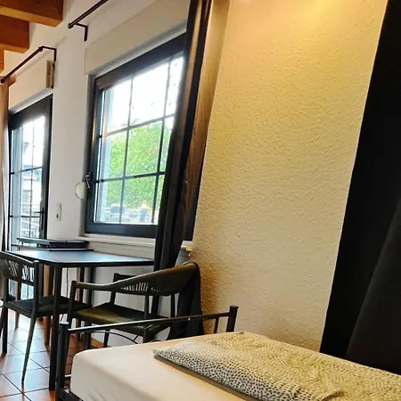 Prázdninový dům Gemuetliches Reiheneckhaus Mit Balkon Burscheid